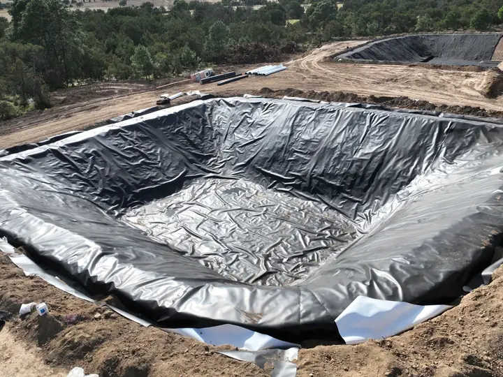 Vaso con geomembrana, vista aérea